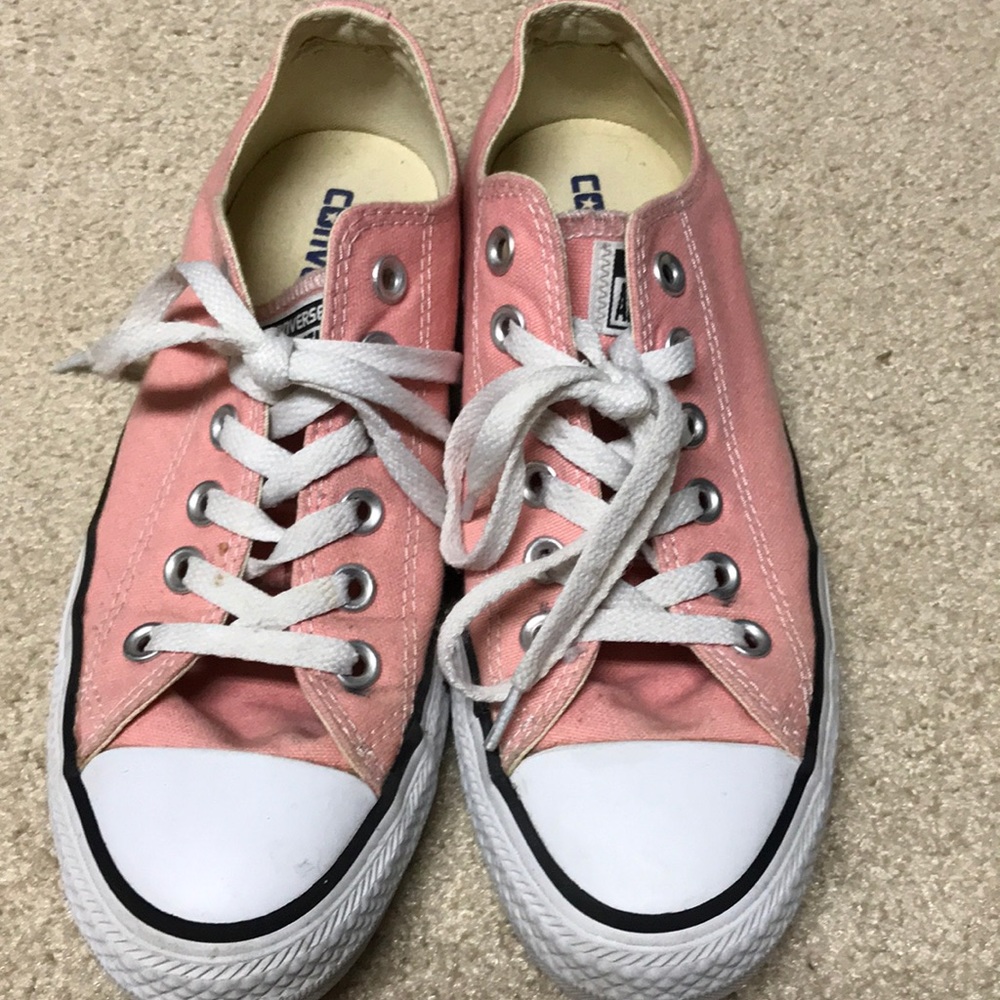 Pink Converse shoes women’s size 7